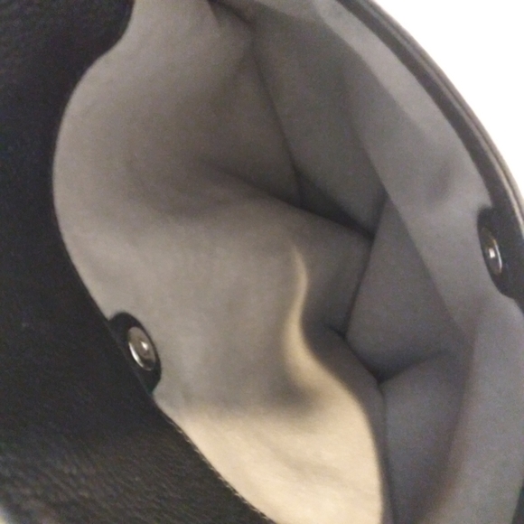 NWT VINCE CAMUTO LEATHER LIYA HOBO SHOULDER BAG - Picture 11 of 15